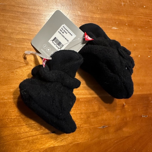 NWT Zutano Baby Booties (Set of Two) - Picture 8 of 8